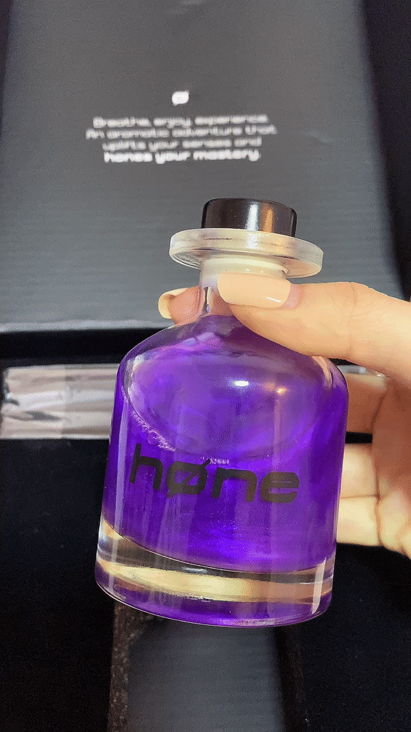 Hone Aroma Premium Luxury Essential Oil Reed Diffuser in Purple
